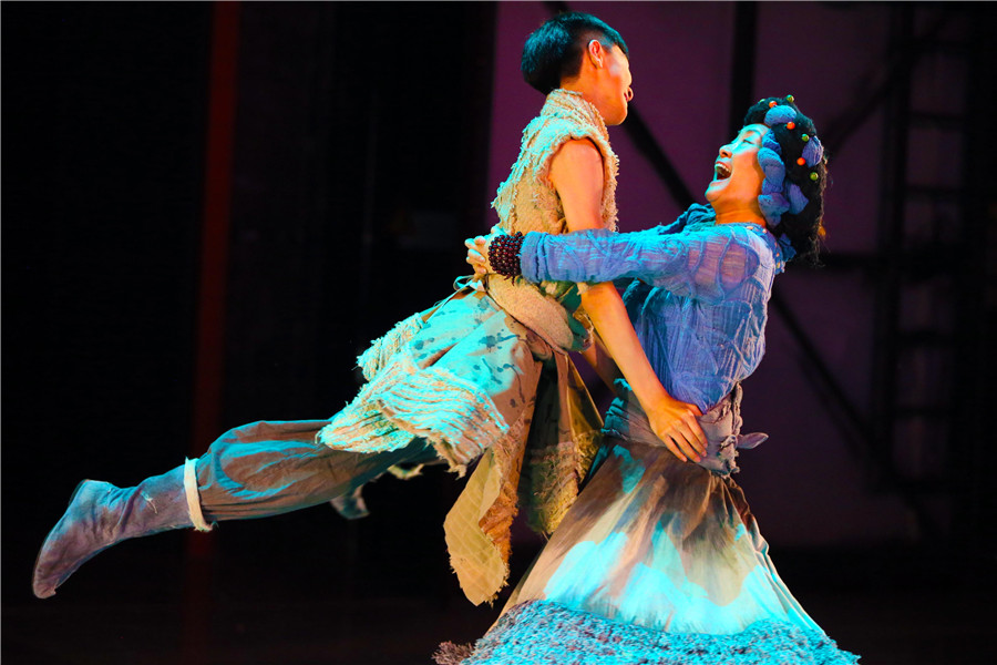 Dance drama 'Tsangyang Gyatso' relaunches at arts festival in Beijing