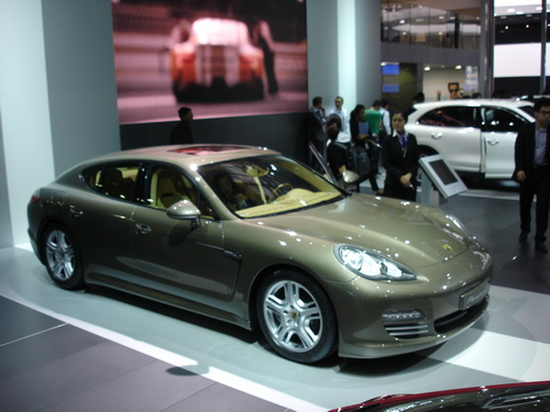 Porsche Panamera 4's world premiere