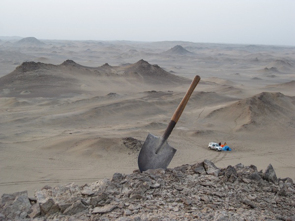 Meteorite madness in an alien landscape