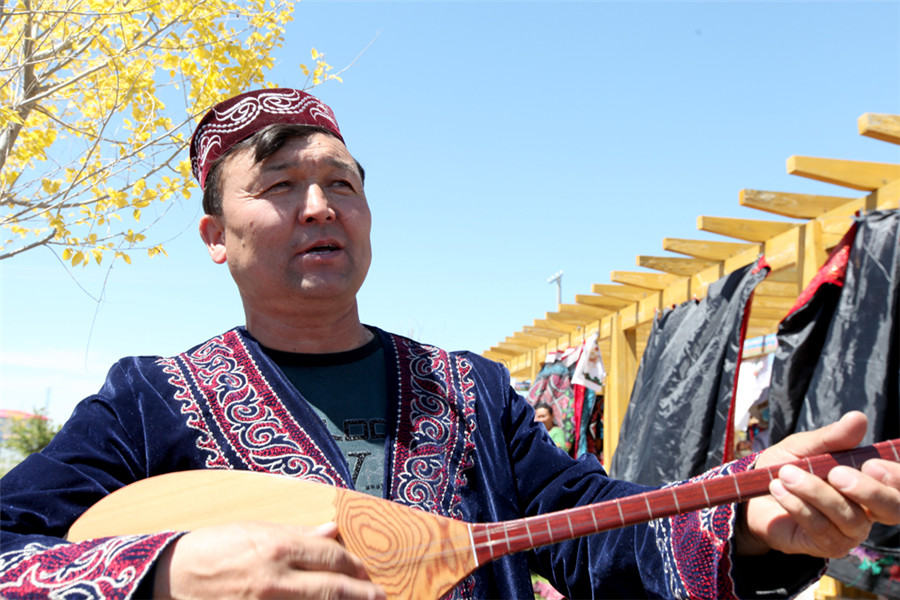 Kazak culture in full bloom in Emin of Xinjiang