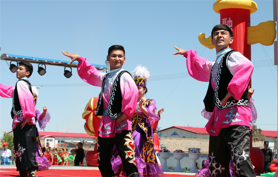 Kazak culture in full bloom in Emin of Xinjiang