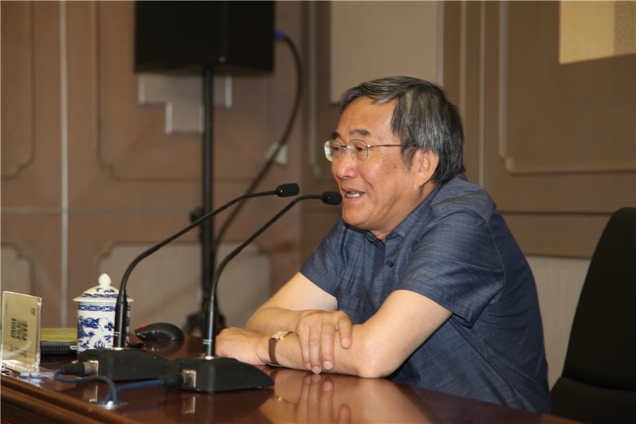 Sinologists attend lectures by renowned Chinese scholars