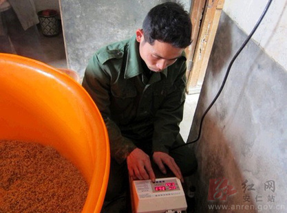 安仁县突破技术瓶颈成功实现水稻催芽机械化