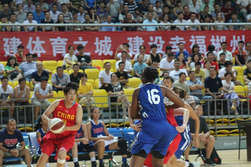 美国队赢得2015洲际女篮巅峰争霸赛郴州站冠军