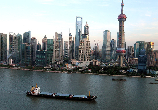上海在扩大开放中建设国际金融中心