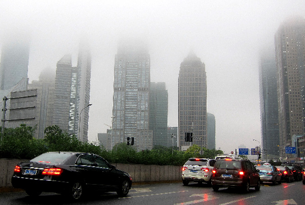 上海成为国内首批公布PM2.5值的城市