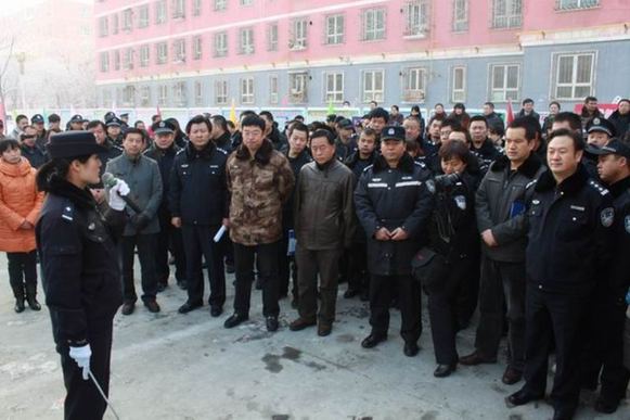 奎屯市召开加强社区（农村）警务室能力建设现场会