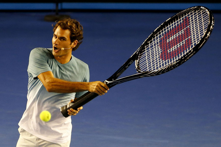 Federer leads Kids Tennis Day before Australian Open