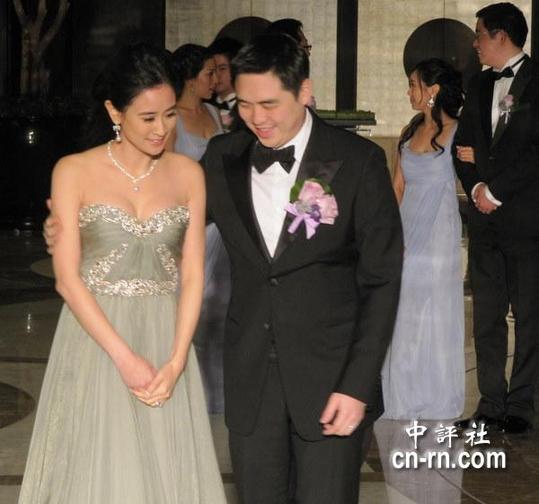 台塑长孙王泉仁新婚夫妻亮相（组图）