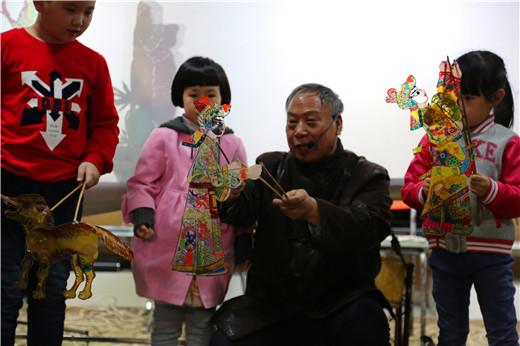 Shandong intangible cultural heritage classroom: Mount Tai shadow puppet play