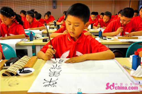 Annual calligraphy festival underway in Qingdao