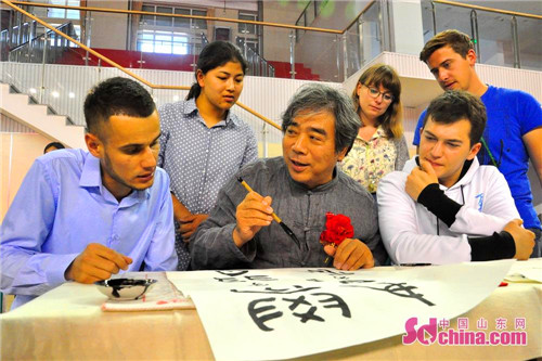 Annual calligraphy festival underway in Qingdao