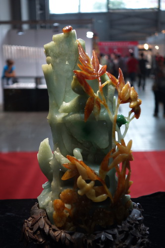 Jade carving works at Yunnan Cultural Industry Expo