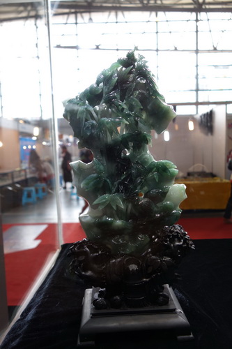 Jade carving works at Yunnan Cultural Industry Expo