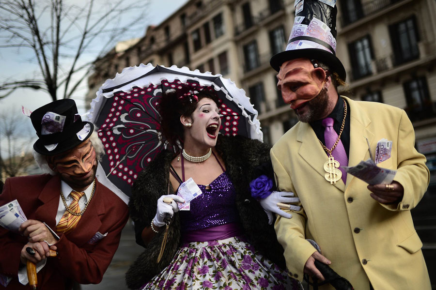 Street theater draws attention to poverty