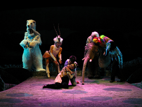 Guangdong's operas and dramas I