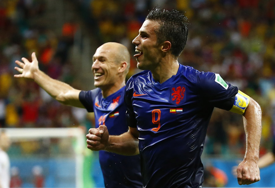 Superb Dutch destroy sorry Spain 5-1