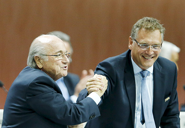 Blatter announces resignation as FIFA president amid corruption crisis