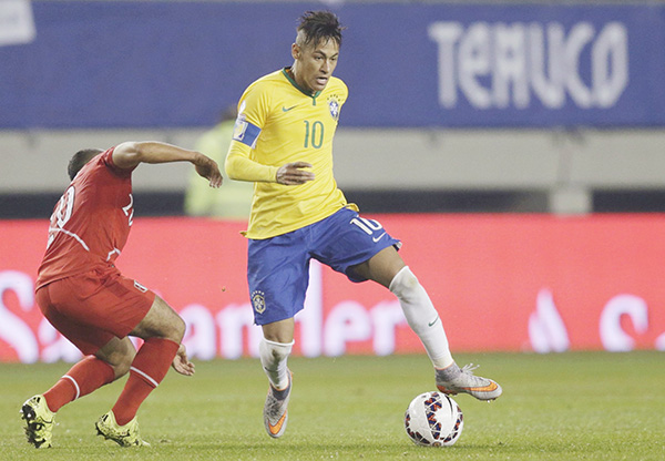 Neymar different class, but Dunga focuses on team