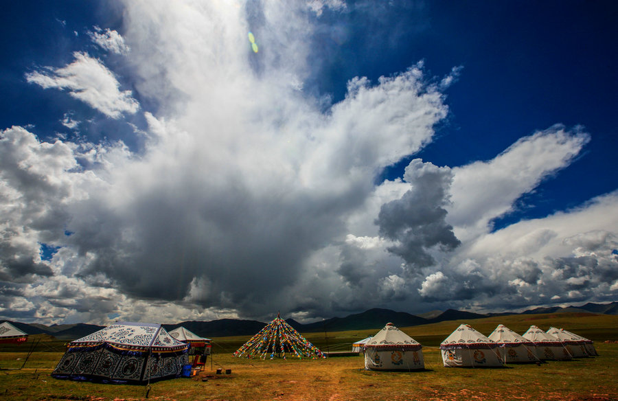 Yushu: Local reception a boon for tourists, locals