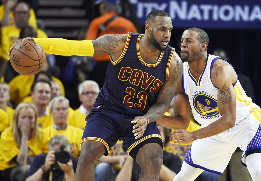 Warriors beat Cavs in Game One OT thriller