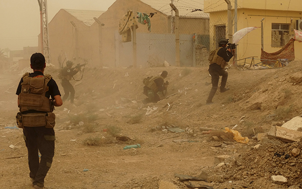 Islamic State raises flag over local government HQ in Iraq's Ramadi