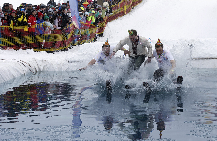 Participants jump and freeze at Red bull competition