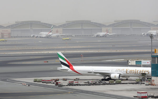 Blaze guts Emirates jet after hard landing; 1 firefighter dies