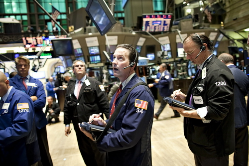 SEC to probe huge plunge in stocks