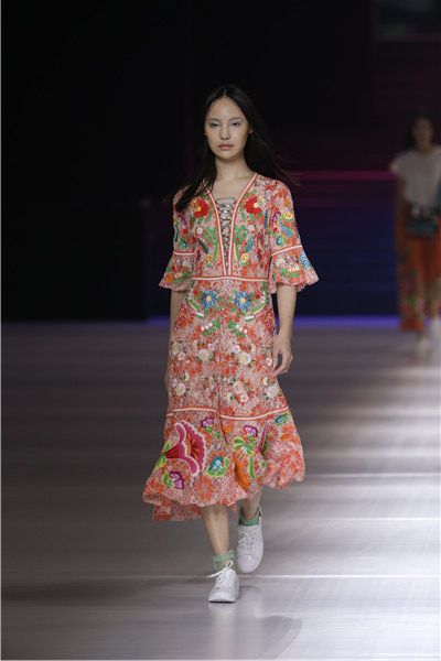 Vivienne Tam finds fashion inspiration from 'Silk Road'