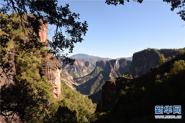 Natural wonder Lijiang Laojun Mountain is a tourism hit