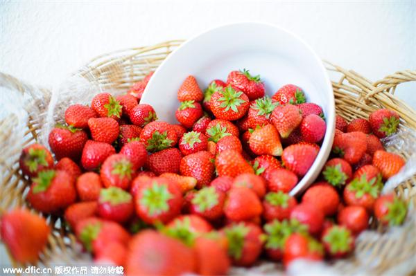Strawberries put food safety in spotlight again