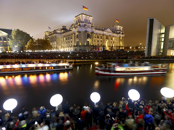 Germany celebrates 25th anniversary of fall of Berlin Wall