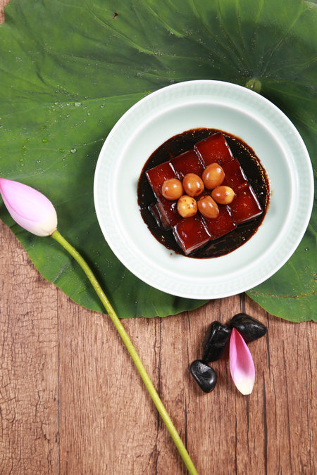 West Lake on a plate in conjurings of classic Hangzhou dishes